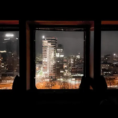 Delo 2.0. * ليوبليانا