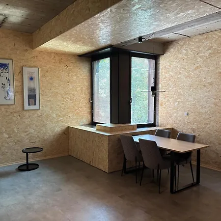 Apartma Delo 2.0. Ljubljana